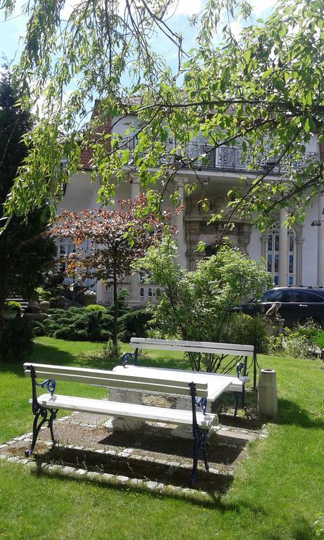 Hotel Garden Boleslawiec  Εξωτερικό φωτογραφία