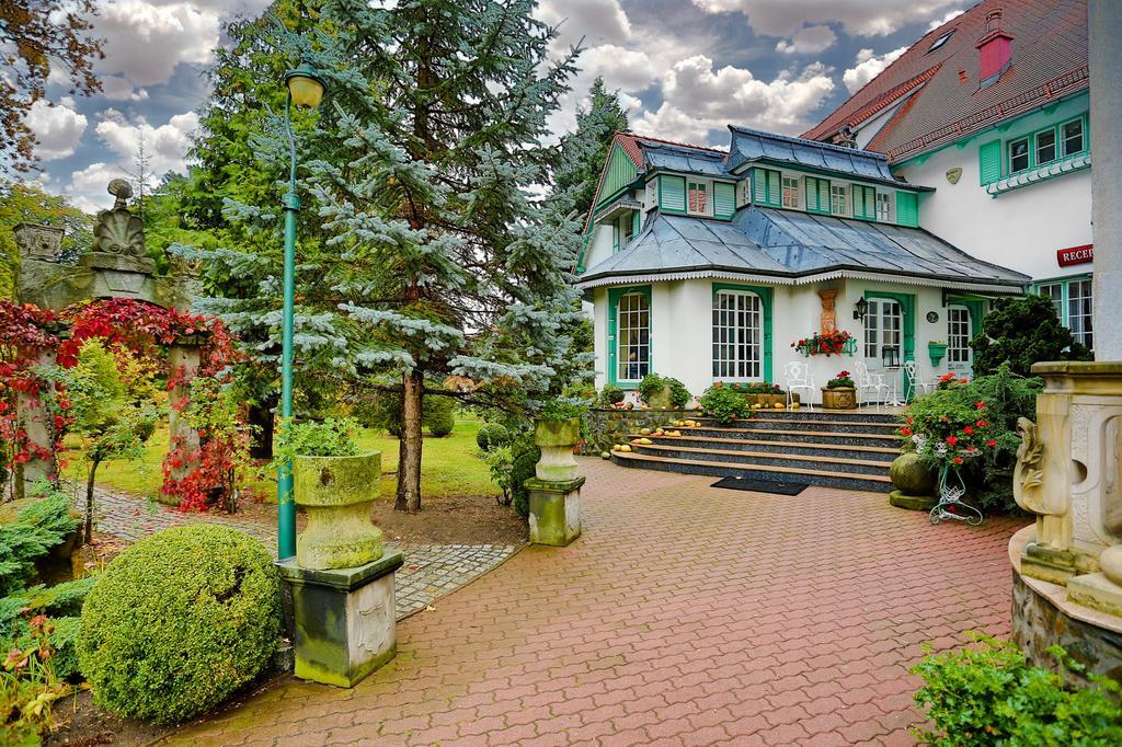 Hotel Garden Boleslawiec  Εξωτερικό φωτογραφία