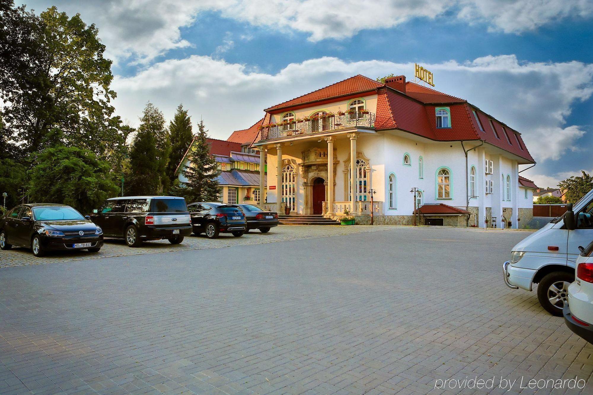 Hotel Garden Boleslawiec  Εξωτερικό φωτογραφία