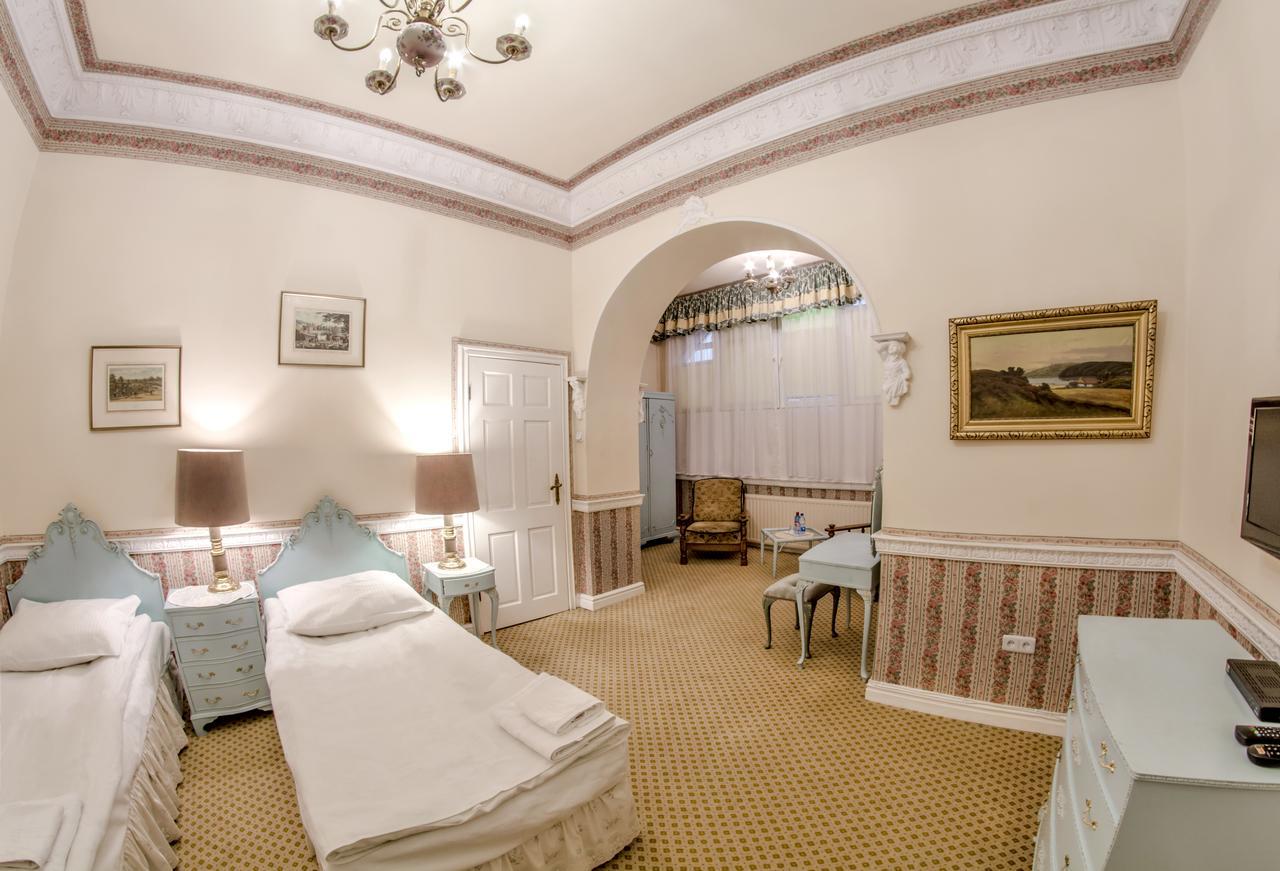 Hotel Garden Boleslawiec  Εξωτερικό φωτογραφία