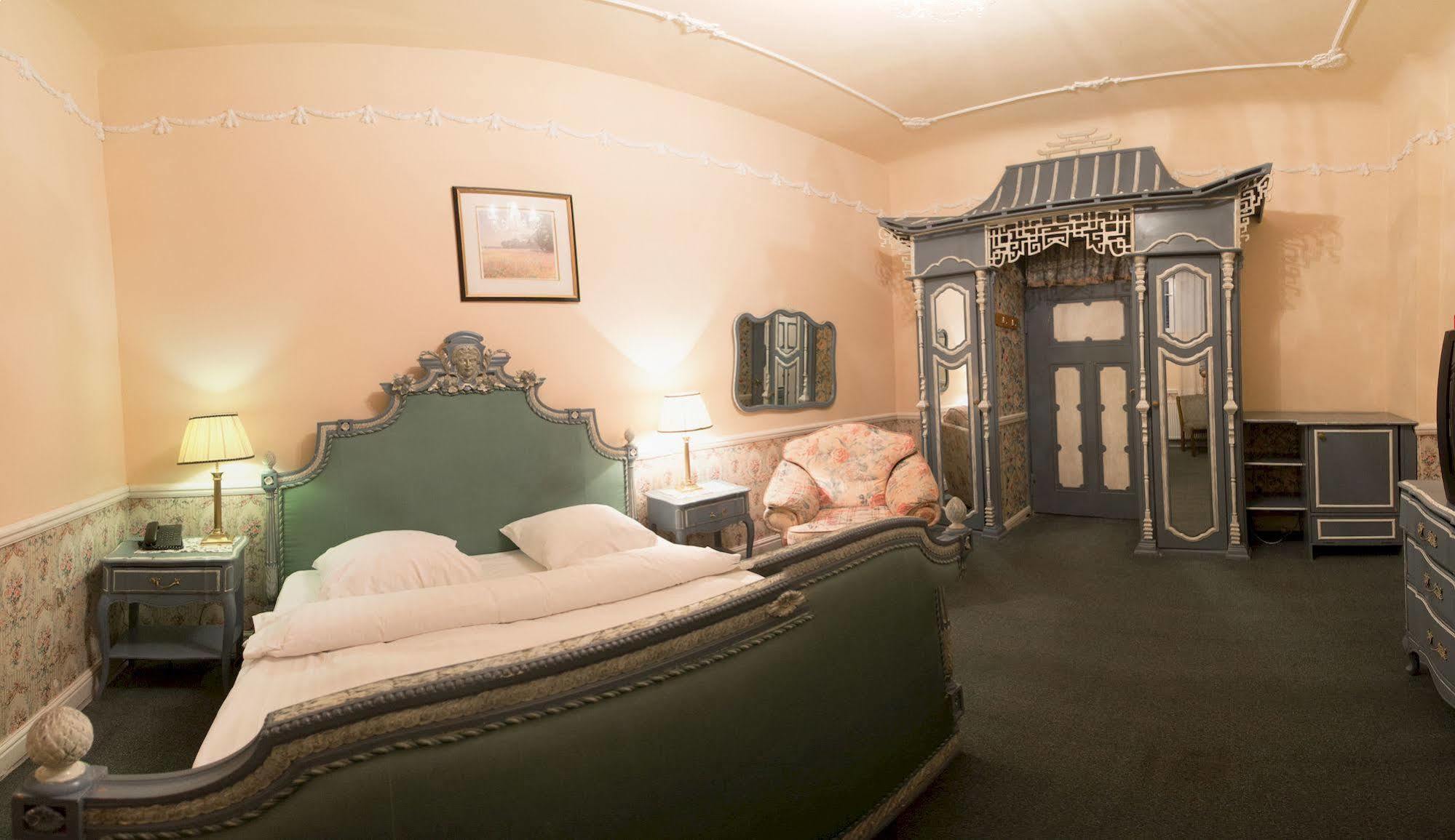 Hotel Garden Boleslawiec  Εξωτερικό φωτογραφία