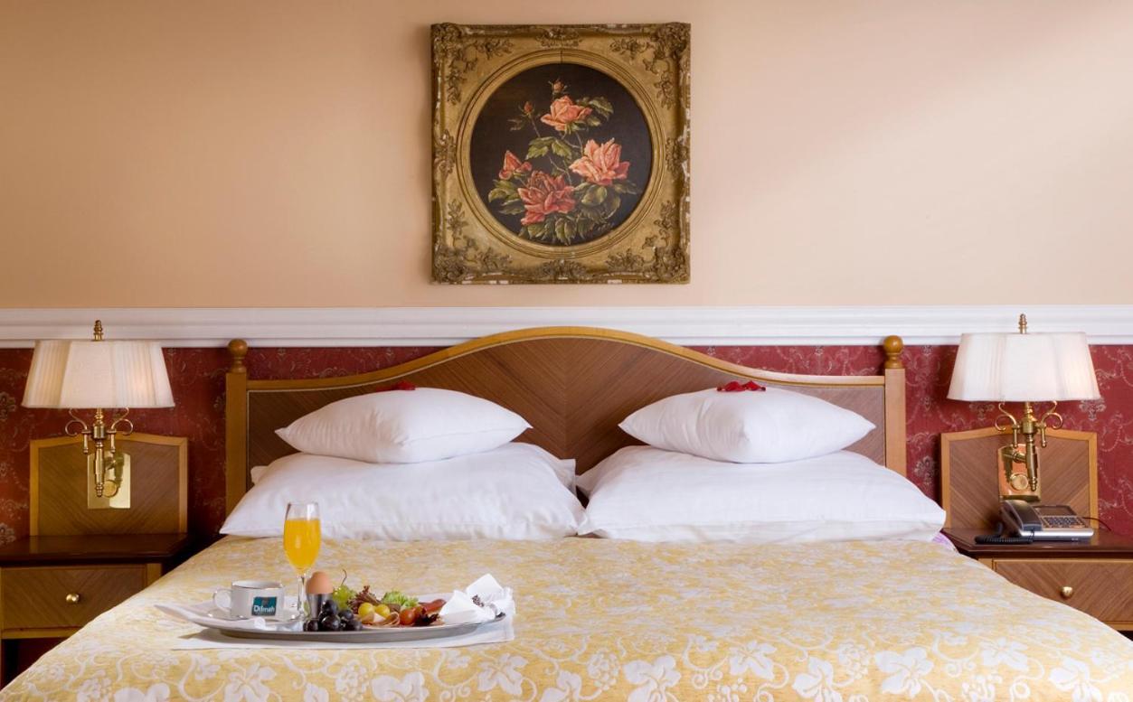 Hotel Garden Boleslawiec  Εξωτερικό φωτογραφία
